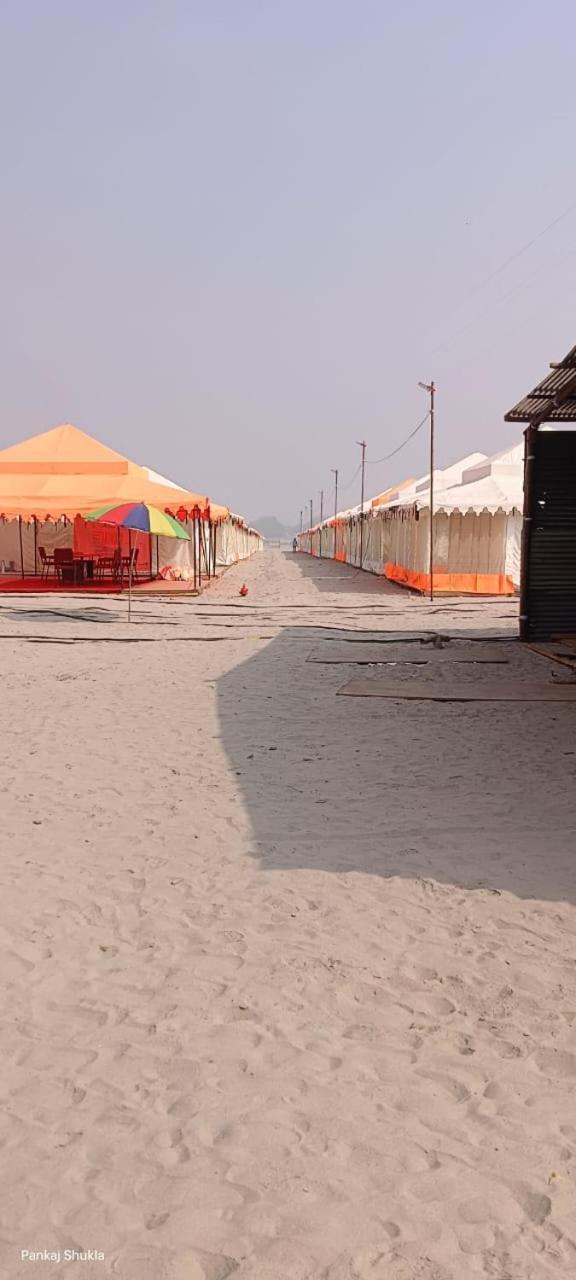 Kumbh Canvas Tent City Hotell Allāhābād Junction Exteriör bild